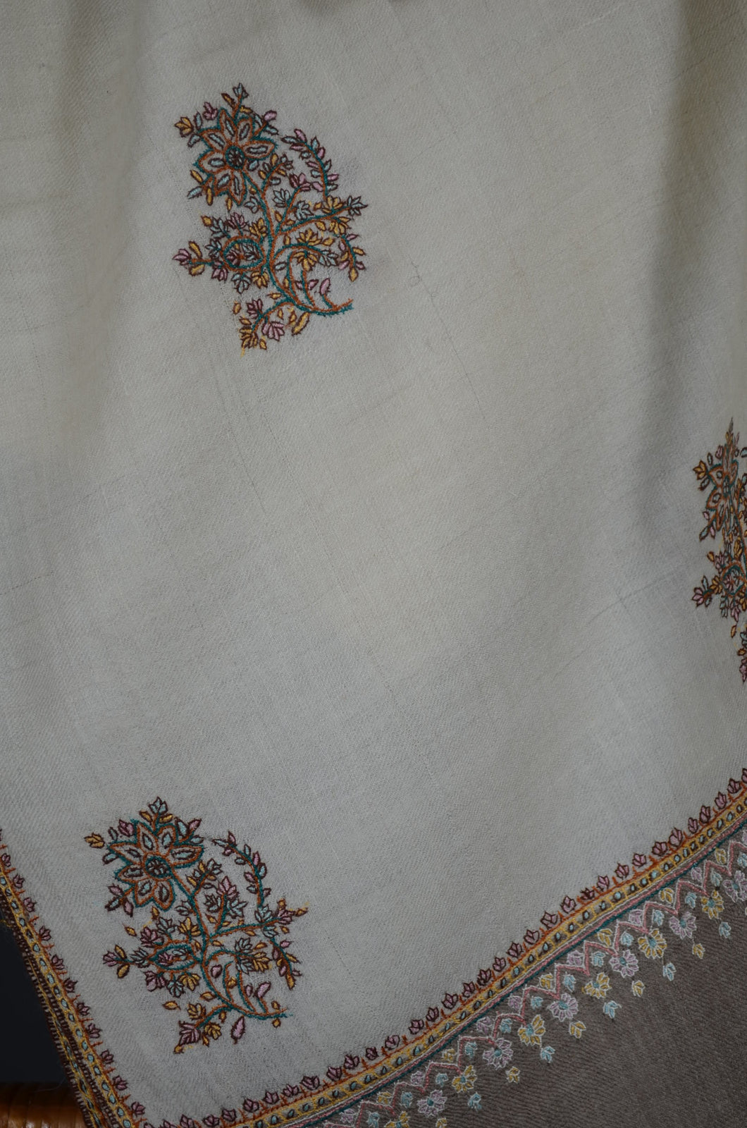 Kashmiri pashmina shawl