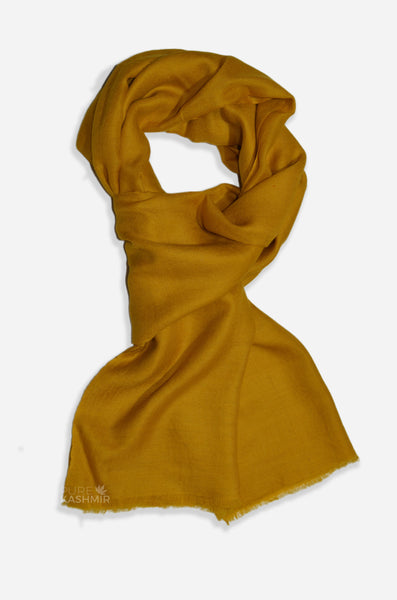 Golden cashmere scarf handwoven from 100% pure Changthangi cashmere in Kashmir